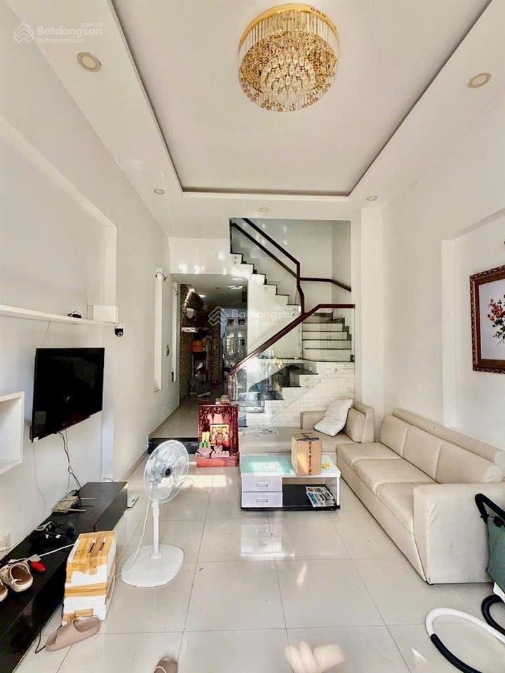 Bán nhà mặt phố khu dân cư bình hưng. kế bến xe quận 8.