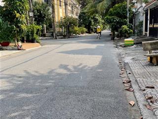 Bán nhà riêng tại bình hưng, 7,6tỷ, 81m2, 2pn, 2wc, chính chủ. kế bến xe quận 8.