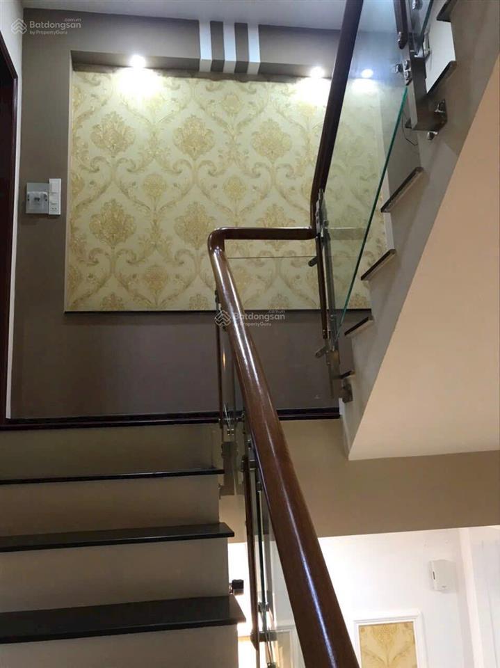 Bán căn nhà khu dân cư, kế bến xe quận 8. nhà siêu đẹp.