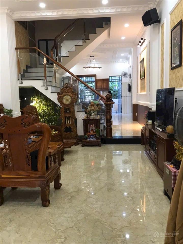 Bán căn nhà khu dân cư, kế bến xe quận 8. nhà siêu đẹp.