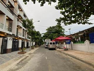 Rẻ hơn khu vực 20%  mặt tiền kinh doanh khu tên lửa đường 12m  công viên  04 tầng  80m2