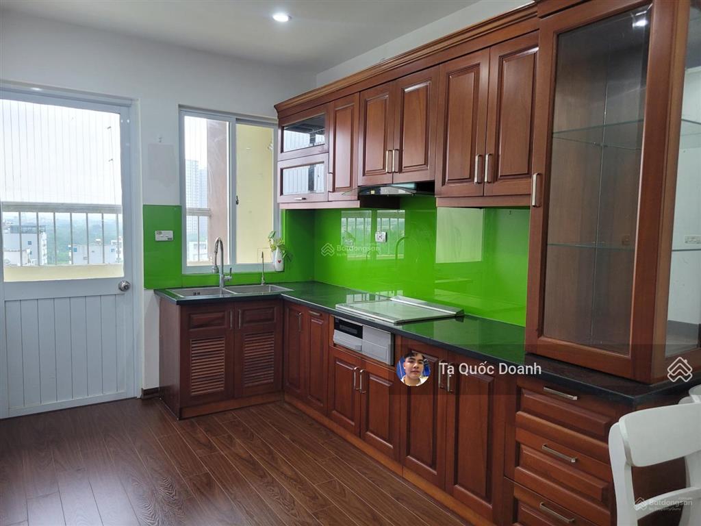 Em chính chủ bán căn hộ 71m2 2pn, 2vs, sđcc, tại tòa ct2 yên nghĩa nội thất đẹp tầng trung, nhà đẹp