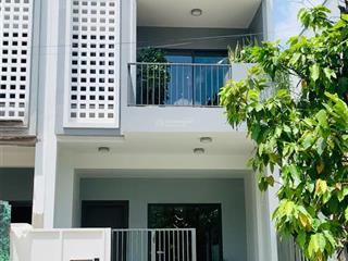 Bán nhà phố the meadow giá tốt, chỉ 6,8 tỷ.  0909 902 ***