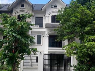 Cho thuê nhà hoàn thiện 4 tầng, sẵn vào sử dụng.giá thuê 15 tr/ tháng.