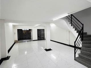 Cho thuê nhà hoàn thiện 4 tầng đẹp giá thuê chỉ 23tr / tháng