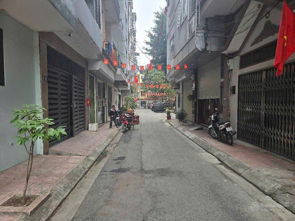 Bán nhà khu phân lô hồng hà, hoàn kiếm, 50m2 x 7 tầng thang máy, gara oto, kd cho thuê  sổ nở hậu