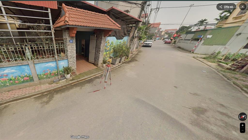 Bán gấp nhà mặt tiền 12m, vị trí trung tâm, trục chính, đỗ ô tô trước cửa