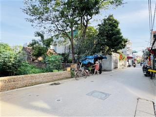 Chính chủ gửi bán gấp lô đất trục chính kinh doanh lại gần ngay chợ dân sinh
