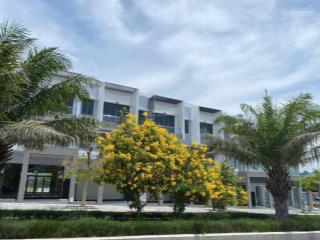Ngợp tài chính cần bán gấp para grus cam ranh  block 5a.01  120m2  view công viên. giá 18tr/m2