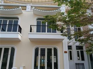 Bán nhà phố sunpark cam ranh 108m²  view công viên, vườn hoa cạnh nhà thoáng mát  giá chỉ 5.3 tỷ