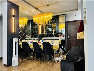 Chính chủ cần bán gấp căn hộ 67m2, 2pn, 2wc nhà tầng trung hướng mát chung cư eco green city