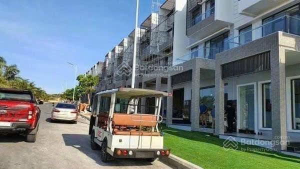 Lô đất para grus cuối cùng giá tốt 15 tr/m2  view sân golf và biển bãi dài