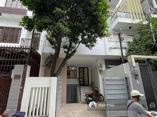 Lãi suất 4.8%  siêu chdv đã trang bị pccc + thang máy  dt 5x26.5m (cn 120m2 6 tầng) chỉ 21.6 tỷ
