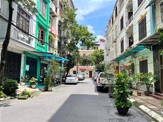 Bán nhà trần quý kiên, trần đăng ninh, cầu giấy phân lô 61m2, ôtô 24 chỗ, siêu hiếm, 17 tỷ
