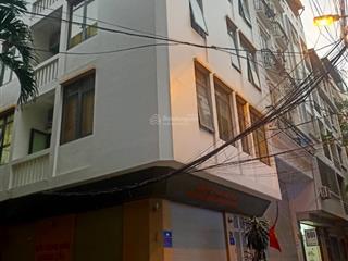 Bán nhà dương quảng hàm, cầu giấy 42m2, nhỉnh 9 tỷ, thang máy gần ôtô, mới kính cong, quá hiếm.
