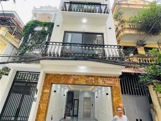 Bán nhà quan hoa, cầu giấy 36m2, nhà đẹp long lanh, đường to, gần phố, ôtô, nhỉnh 7 tỷ