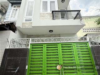 Bán nhà 3 tầng 4.6x17m ngay đại học tài chính marketing quận 7, nhỉnh 8 tỷ