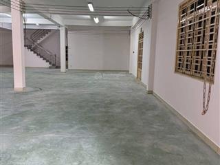 Kho gần phạm văn đồng, hbc, thủ đức. dt tổng 800m2. giá 65tr