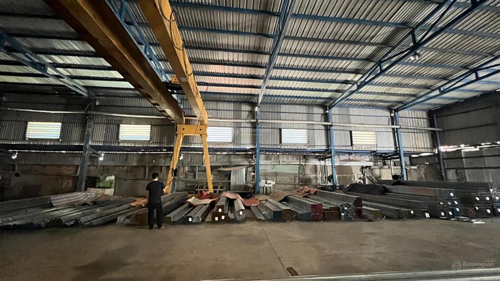 Cho thuê kho xưởng giá siêu hợp lý. 900m2 chỉ 60tr/th. cont đi 24/24