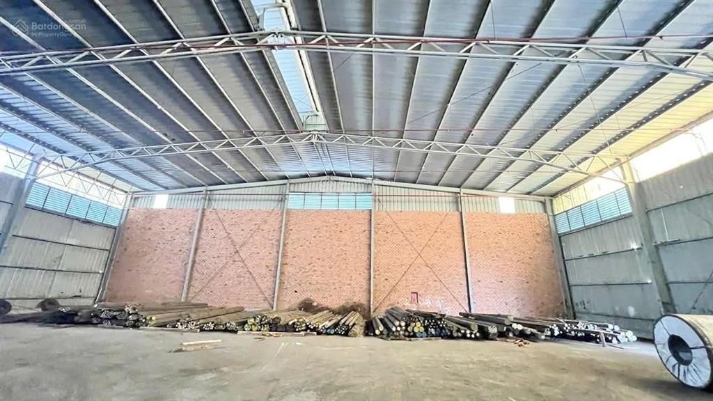 Xưởng 840m2. đường cont ban ngày. tiện đi phạm văn đồng, ql 1a, kế bên kcx linh trung. 82k/m2