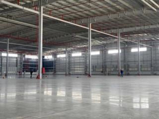 Tổng 7.000m2. kho 5.000m2. chỉ tính tiền kho. 105k/m2. pccc tự động  thẩm duyệt, cont 24/7