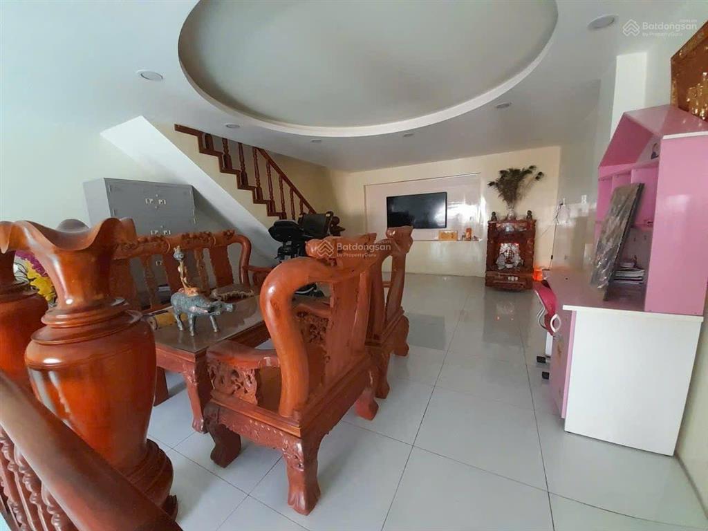 Cho thuê nhà nguyên căn gần lê văn việt, trường thcs lê quốc toản