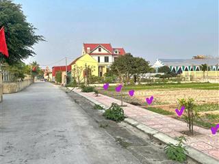 Đất nền biển quất lâm giá 1tỷ280/lô  vị trí đối diện bãi tắm chính khu du lịch quất lâm