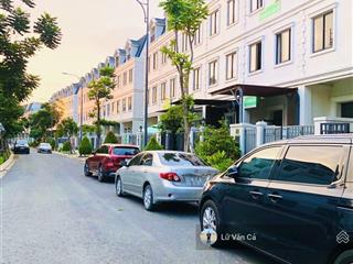Lakeview city bán gấp nhà phố 100m2 full nội thất view công viên giá 18,9 tỷ  0907 860 ***