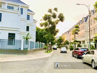Giá tốt giá 16,5 tỷ sở hữu ngay căn nhà phố 100m2 ( 5x20m) tại kđt lakeview city  ngay 0907 860 ***