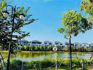 Nhà phố view hồ hoàn thiện cơ bản giá thấp hơn nhà thô,  tư vấn 0907 860 ***