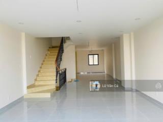 Shophouse song hành 5x20m, cho thuê 40 triệu/tháng,  0907 860 ***