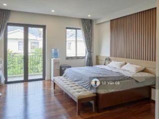 Nhà đẹp full nội thất đầy đủ kđt lakeview city dt 5x20m 3 lầu 5pn, giá thuê chỉ 33 tr  0907 860 ***