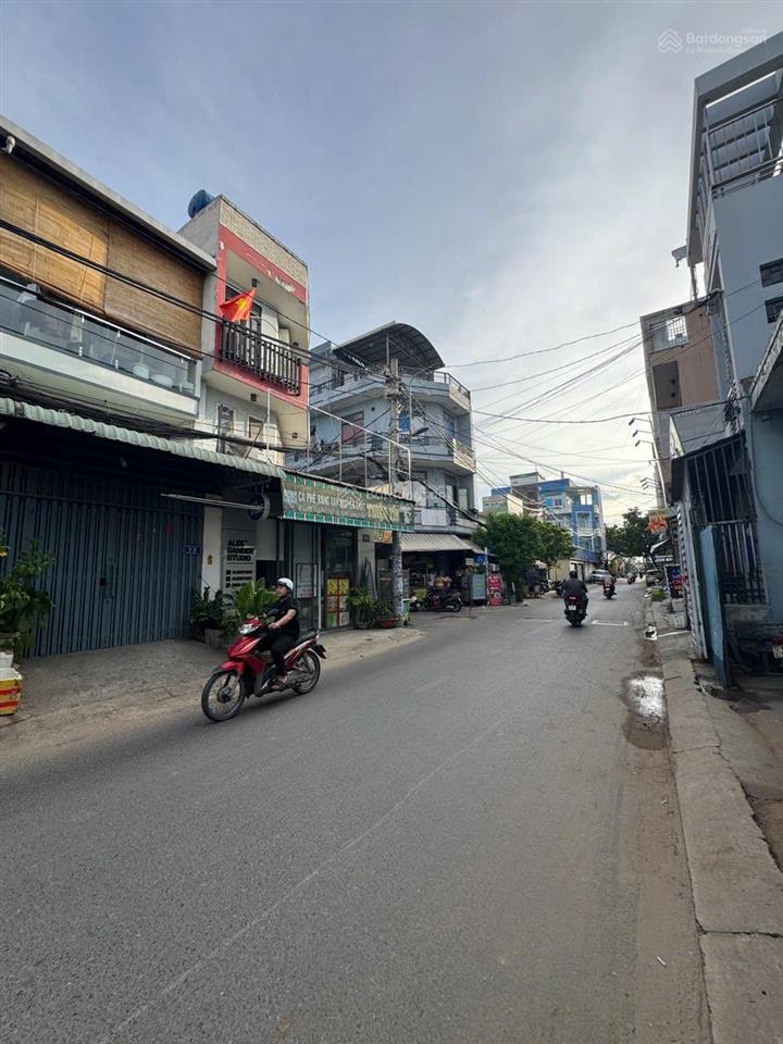 Bán nhà mặt tiền kinh doanh sát aeon tân phú dtcn 81m2 4,1 x20m chỉ 7,1 ty tl