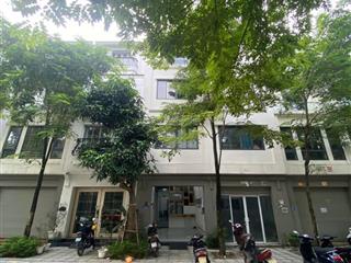 Bán nhanh nhà liền kề geleximco 80m2  hoàn thiện, sang tên ngay! giá chỉ 18,5 tỷ bao sang tên