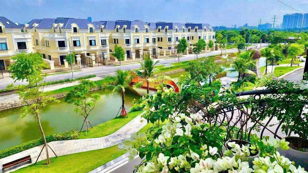 Bán biệt thự song lập an lạc 135m2 có hầm hướng đông nam view trường học cực đẹp cam kết giá tốt