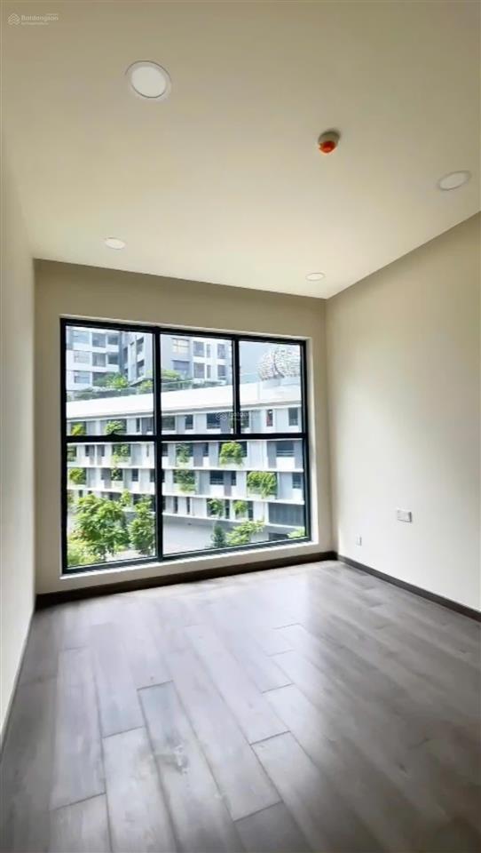 Bán căn hộ 2 phòng ngủ 96m2 tại phân khu diamond centery