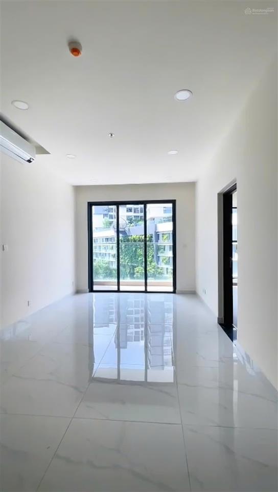 Bán căn hộ 2 phòng ngủ 96m2 tại phân khu diamond centery