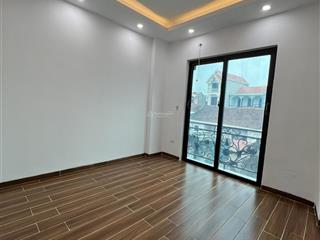 Siêu phẩm ô tô đỗ ngay cửa  100m ra quốc lộ 6  diện tích 39m2  4 tầng  xe bus chạy qua nhà