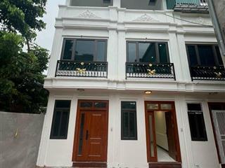 Đừng bỏ lỡ! căn nhà giá tốt nhất khu vực  vị trí rất đẹp ngay quốc lộ 6  trước nhà cực thoáng