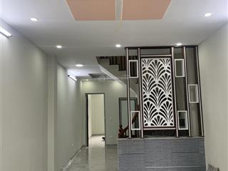 Khẳng định duy nhất nhà dân xây. diện tích rộng 44m2  gần quốc lộ 6  cách trung tâm chỉ 3  5km
