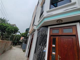 Căn nhà ô tô qua nhà, đỗ cửa ngày đêm, nhà 36m2  4 tầng , giá tốt nhất khu vực, 1km ra quốc lộ 6