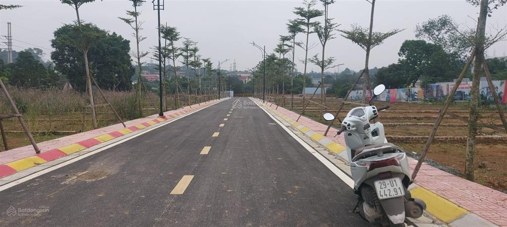 Bán 116m full thổ cư, mặt tiền hơn 8m quá đẹp. đất thuộc xã hòa thạch, nay là phú cát, hà nội