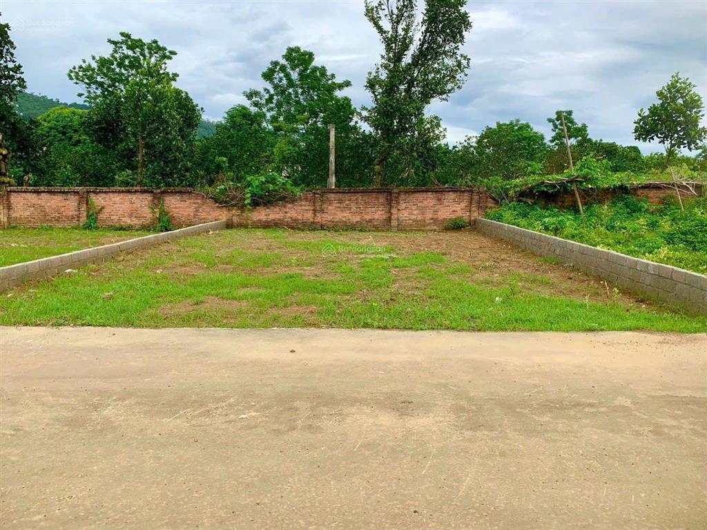 Bán 116m full thổ cư, mặt tiền hơn 8m quá đẹp. đất thuộc xã hòa thạch, nay là phú cát, hà nội