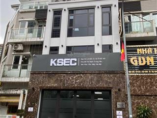 Cho thuê nhà biệt thự liền kề p. yên hòa, cầu giấy 90 m2, 4 tầng, thang máy mới đẹp 43 triệu