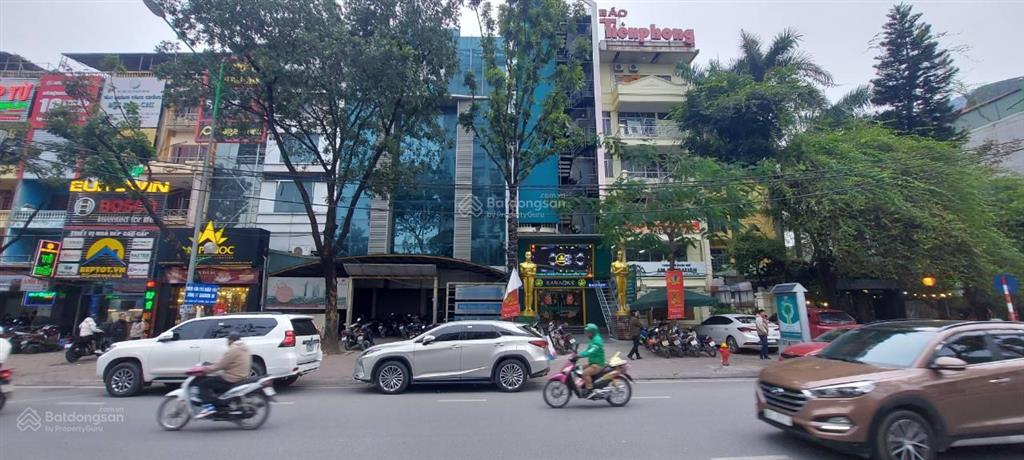Bán nhà mặt phố tại hoàng quốc việt, 90 tỷ, 200m2, 6 tầng, mặt tiền 6.5m, cầu giấy, hà nội