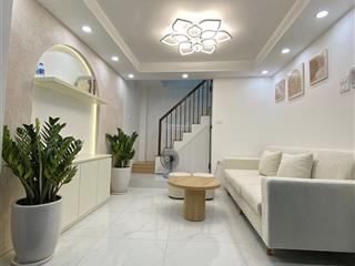 Bán nhà giá rẻ full nội thất ở ngay đường đội cấn ba đình giá chỉ nhỉnh 4 tỷ