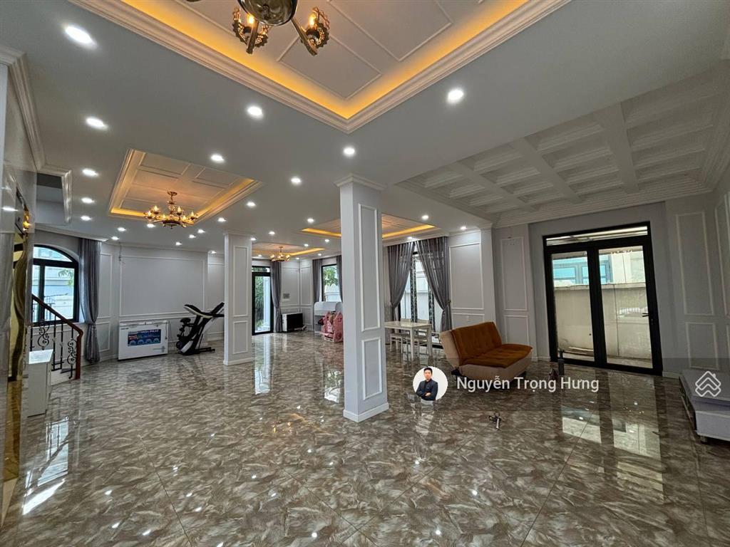 Em xin cập nhật full giỏ hàng cho thuê nhà phố biệt thựshophouse tại vinhomes grand park 11/2025