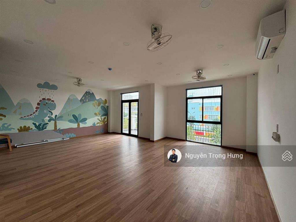 Nắm tất cả giỏ hàng cho thuê tầng làm văn phòng, spa, lớp học, để ở,... tại vinhomes quận 9 giá tốt