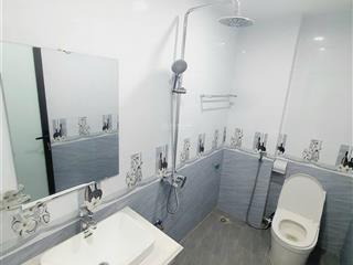 Bán nhà 45m² tại kim chung  3 bước ra đường ô tô tránh  gần nhiều tiện ích  giá 5 tỷ 2