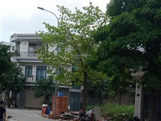 Bán đất 2150m2 sổ hồng riêng phạm văn đồng, p. linh tây thủ đức 120 tỷ